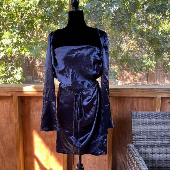 ASOS DESIGN Cowl Neck Mini Dress With Drape Skirt Blue Satin Size 14. NEW - Picture 5 of 15